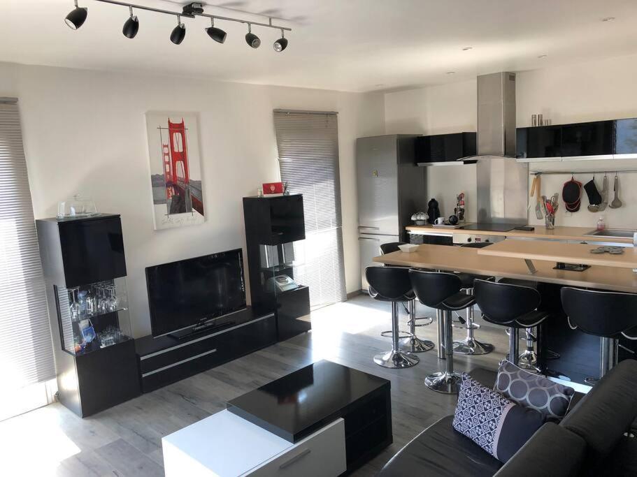 Appartement Vue Panoramique Sur La Mer Et La Citadelle De Bastia Bastiya Dış mekan fotoğraf